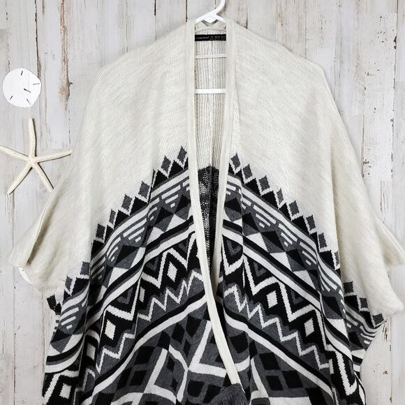 Atmosphere Aztec Poncho Sweater Gray Black XS - Picture 5 of 12